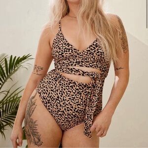 NWT Aerie Wrap swimsuit